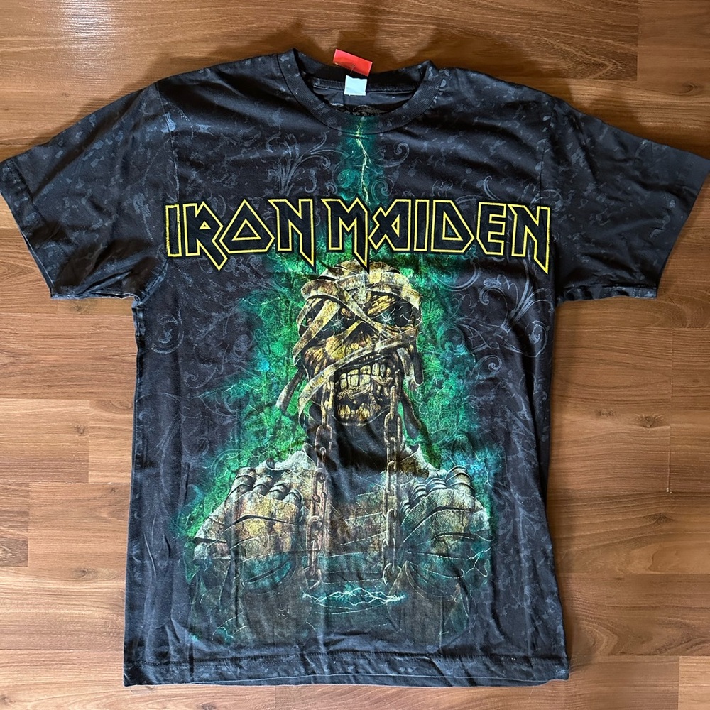 Hot Topic Black and Green Iron Maiden T-shirt